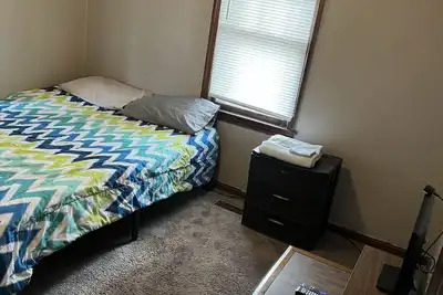 Image de 2 bed/1 bath close to shopping