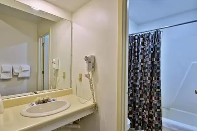 Image de Cozy Cedarbrook Studio - Minutes to Killington, Pico, & Okemo!