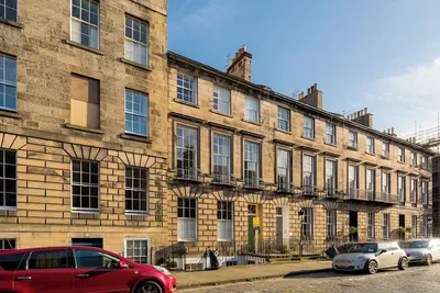 Image de Light and Spacious 2bd flat in Heart of Edinburgh