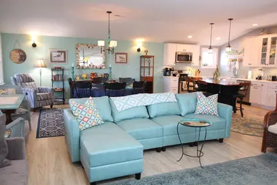 Image de A terrific Pet Friendly And Waterfront retreat in Broadkill Beach!