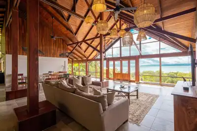 Image de Recently remodeled home with sunset, ocean and jungle views and great surf!
