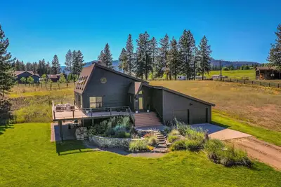 Image de Montana's Newest Design Focused Lodge