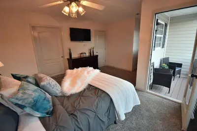 Image de Cozy Renovated Winder Townhouse