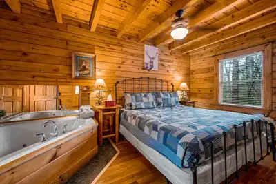 Image de *Starlink Wifi* Peaceful Log Cabin Near National Park & Dollywood
