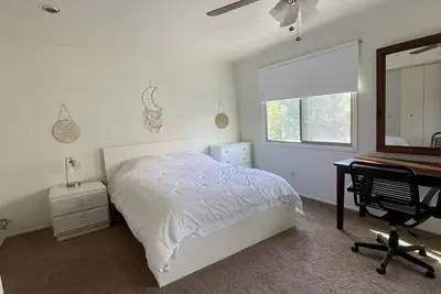 Image de Great location and wonderful amenities!