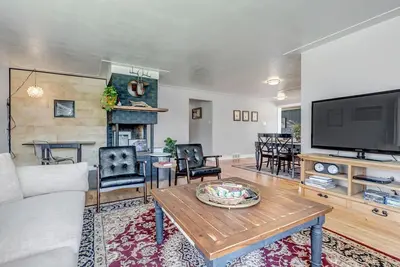Image de Stylish Retreat: Comfort & Convenience only 10 Minutes from Denver! Ultimate Getaway
