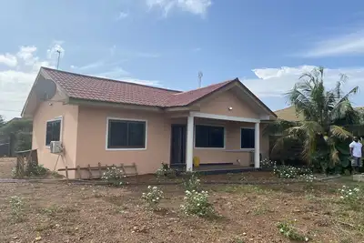 Image de Oyibi New furnished house - Charming 3 Bedroom