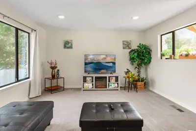 Image de Casa Marina: Walk to Beach, Hear the Ocean, Kid Friendly Family Retreat!