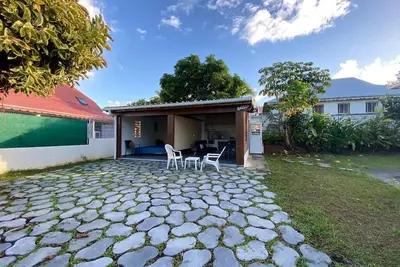 Bungalow \"Le Refuge\" avec Jardin - Neuf