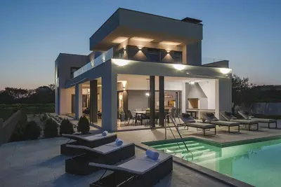 Image de Villa Una in Pula with heated pool and whirlpool