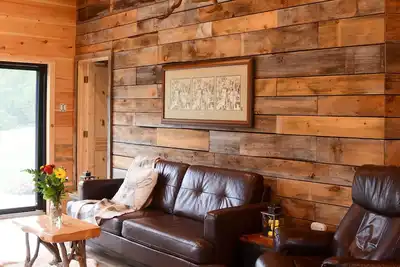 Image de Private Lakefront. Completely Off-Grid Cabin for Couples to Unwind