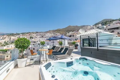 Image de Appartement moderne à Cómpeta I avec vue sur la montagne, Wi-Fi et terrasse.