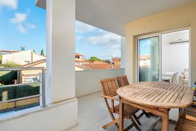 Image de Appartement \"Cormorani - 13\" près de la plage avec A/C et terrasse