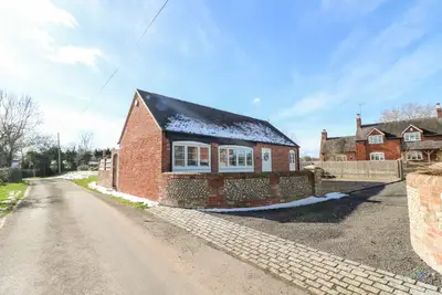 Image de Little Gem, family friendly, with hot tub in Marchington