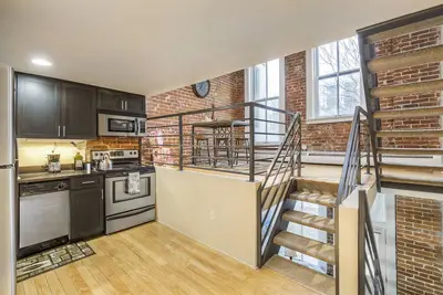 Downtown Five Points Trendy Urban Space - Sleeps 4