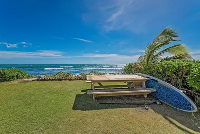Image de Ocean-Beach Front Family Dream Vacation Ewa Beach Home w/Full Beach Access