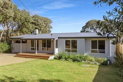 Image de Superbly situated on the southern peninsula and sleeping 8 guests