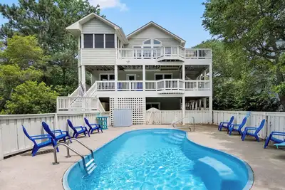 Image de Ocean Escape: Lakefront, Pool, Hot Tub, Game Room