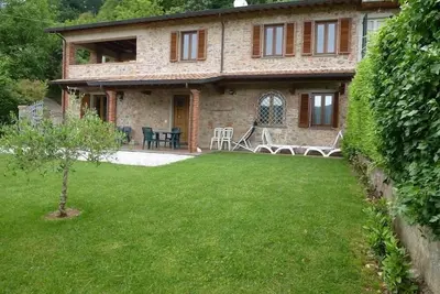 Image de Maison de vacances pour 7 personnes  + 1 enfant env. 200 qmà Vado di Camaiore, Toscane (Province de Lucca)