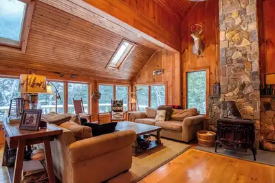 Image de Badgers Camp - Beautiful and spacious home on Dodge Pond