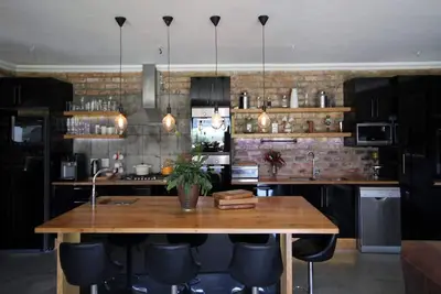 Image de Brand New Stanhaven Mountain & River View Estate - With Concierge