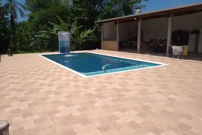 Villa with swimming pool, barbecue and lots of greenery, close to the beach