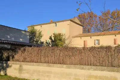 Image de Bel appartement à Monteux avec WiFi