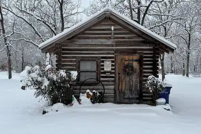Image de Little Dreamer log cabin