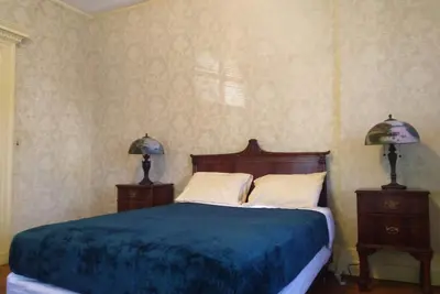 Image de Mini Mansion Whole Left Wing, Two Bedroom Apartment Available At A (Low Rate)