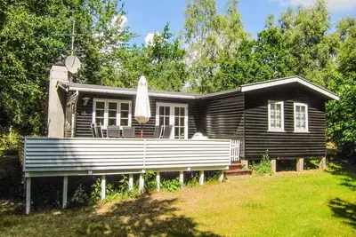 Image de Belle maison Ă Aakirkeby avec WiFi