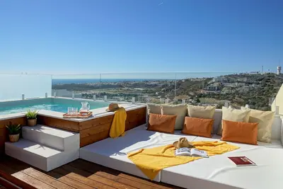 Casa do Pátio - Rooftop & Panoramic Pool