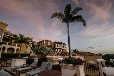 Image de Dahlia Villa  St. John Stunner with newly installed Tesla battery back-up