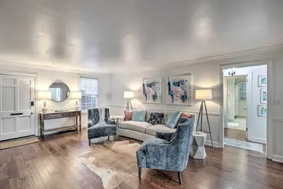 Image de Walk to Broad St: Central Thomasville Condo