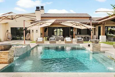 Orange Tree/7br Estate with Pool, Hot Tub, & Fun Games