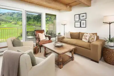 Image de New! Enjoy amazing views of Aspen Ski areas from this quiet 3/3 two level condo.