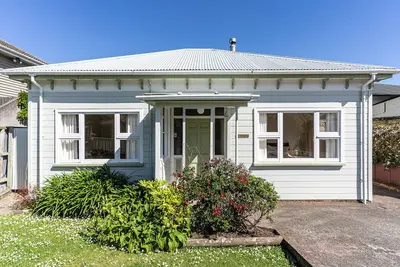 Image de Le Solterre - Akaroa Holiday Home