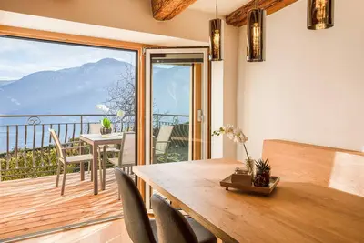 Image de Appartement \"Brantenhof Pomum\" avec vue sur les montagnes, sauna et Wi-Fi