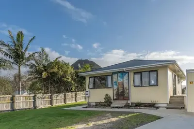 Space in the heart of Ahipara sleeps
