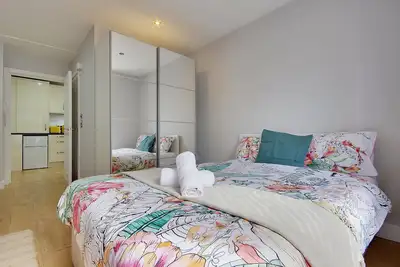 Image de Sunny Studio Near Beach & Town Centre