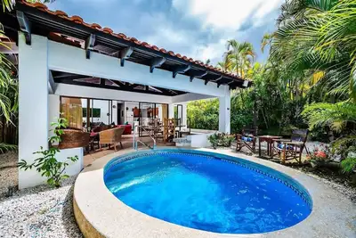 Image de Private Pool Villa w/ Shuttle & Ocean Views