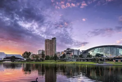 Image de entire studio ex hotel room w/ parking in the city 312