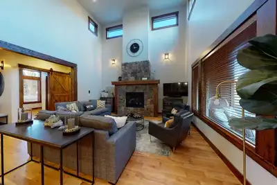 Image de Sunriver Adventure Base with Access to Exclusive Golf