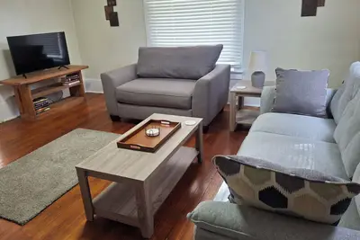 Image de Charming 4br Historic Home near Downtown & Duke, Spacious & Stylish