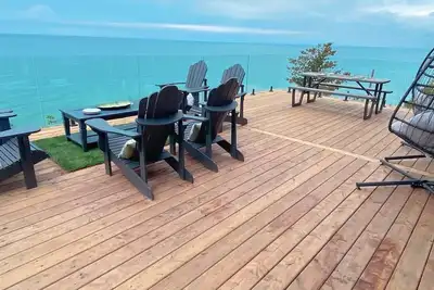Image de Lake House with private beach on Lake Huron, 4 bed, 2 bath - all season.