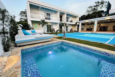Image de Sosua villa 12Br available for bachelor party, Luxury Vip transportation