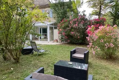 Image de Appartement tout confort, situé en Drôme Provençale. Espace vert privatif.