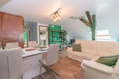 Image de Trendy Green Apartment