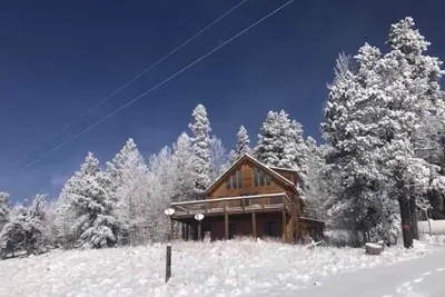 Image de Beautiful Cozy Cabin near Historic South Park