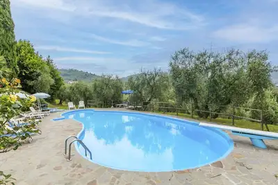 Image de Appartement dans une maison de vacances avec piscine privée, Wifi, Tv, patio, animaux admis