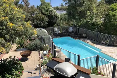 Image de 5 bedroom home, heated pool, fire pit, pet friendly